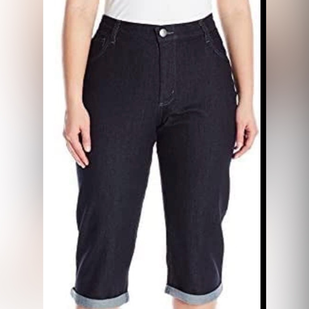 Nwt. Nygard denim capri